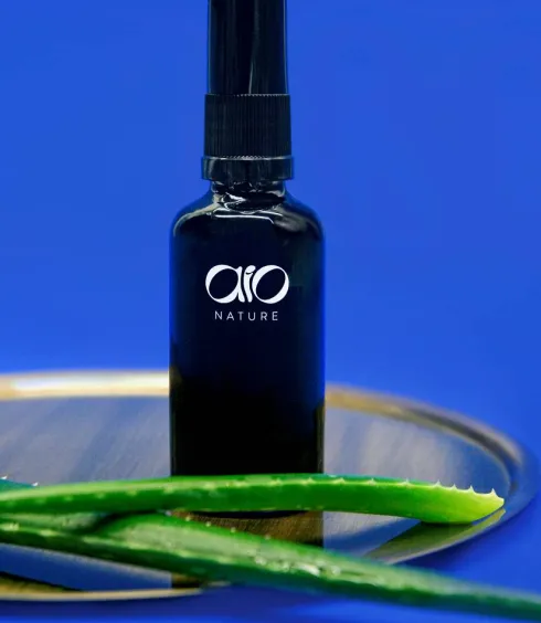 AIO Nature Naturalny tonik rozjaśniający do usuwania przebarwień dla psa i kota poj. 50ml + Szampon AIO Nature 10ml GRATIS