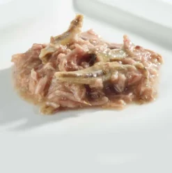 Fish4Dogs Finest Tuna Flakes with Anchovy Mokra Karma dla psa op. 100g
